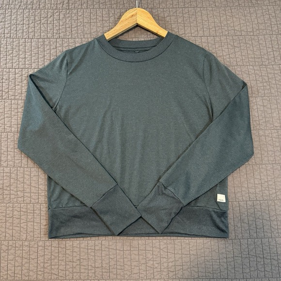 Vuori Tops - Vuori Daydream Crew Top Womens Medium Green Pullover Workout Performance VW133